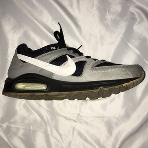air max’s size us 10